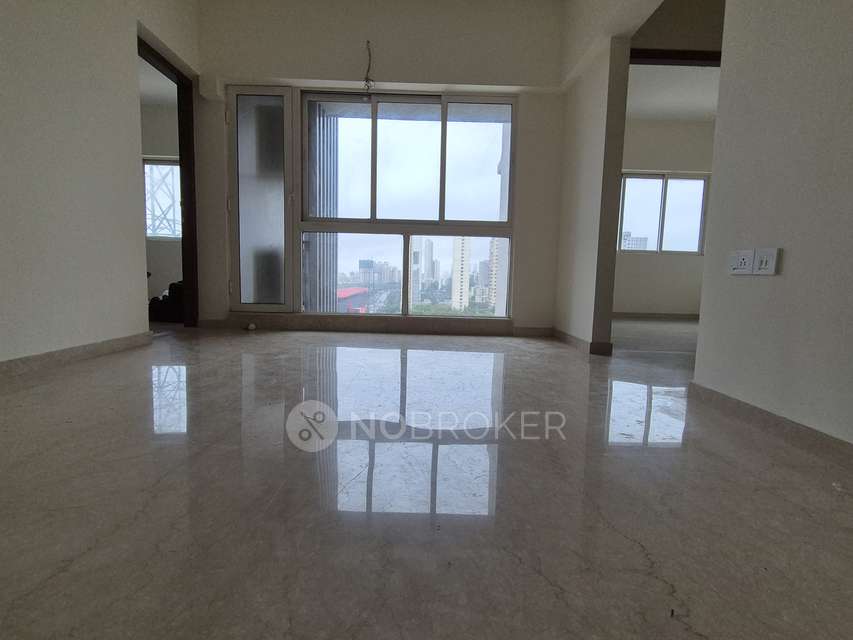 2 BHK Flat In Omkar Signet Apartment, Mumbai For Sale  In Malad