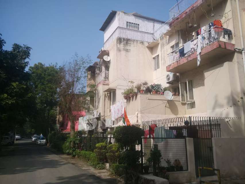 3 BHK Flat In Sfs Apartments for Rent  In Vasantkunj