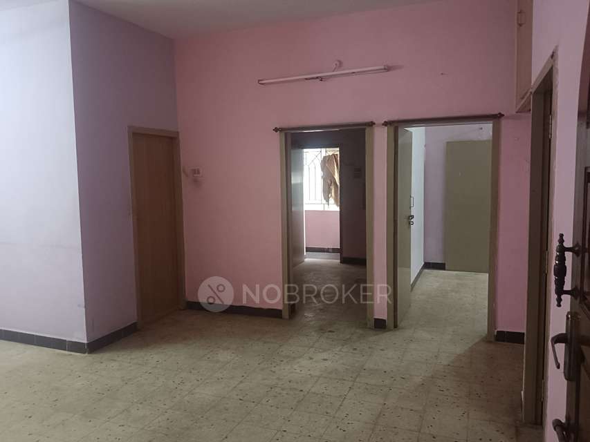 2 BHK Flat In Jyothi Flats For Sale  In West Mambalam