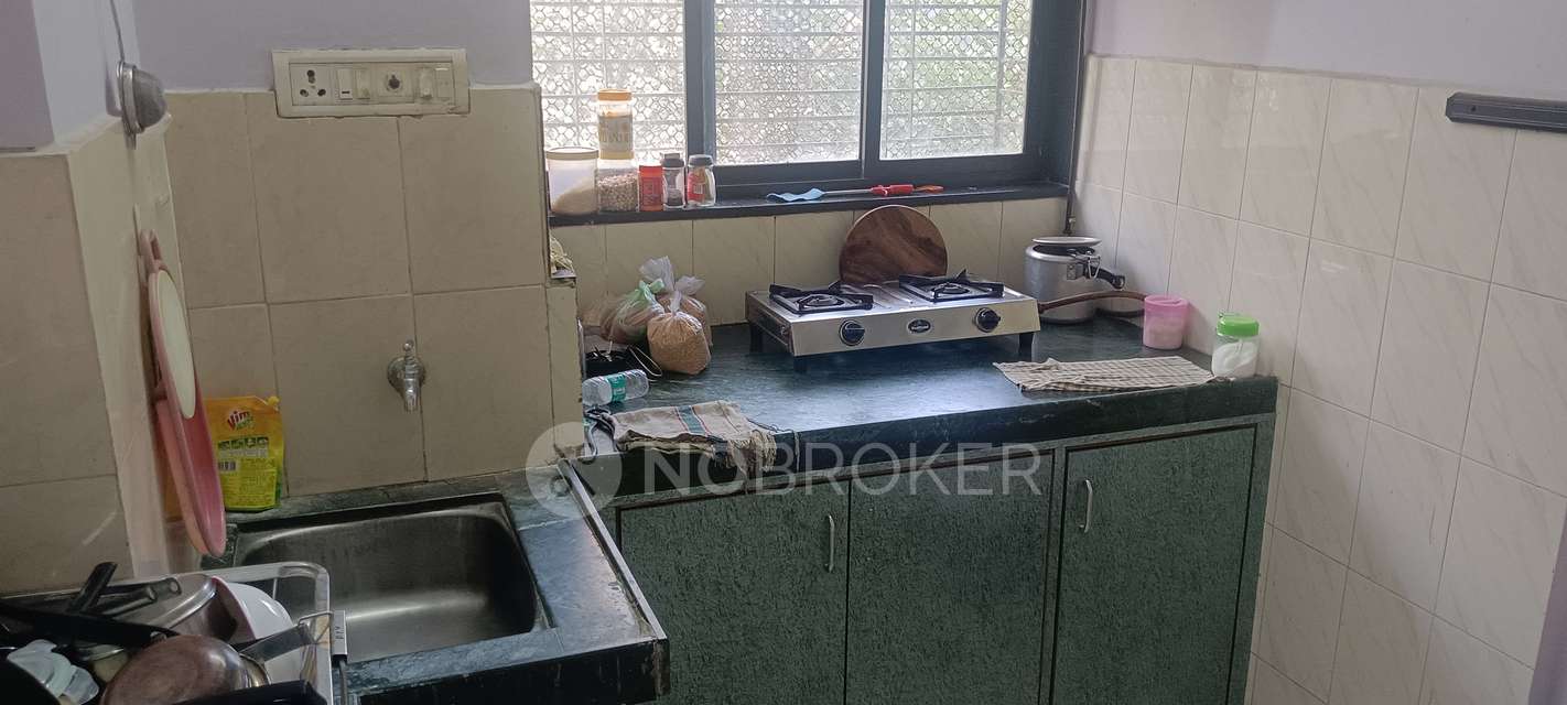 1 BHK Flat For Sale  In Dadar West