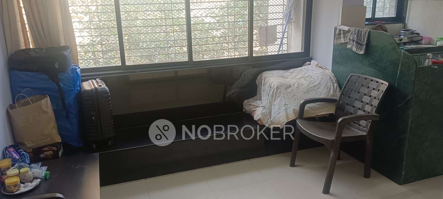 1 BHK Flat For Sale  In Dadar West
