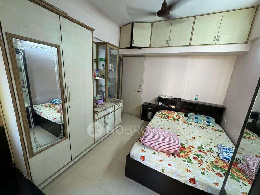 1 BHK Flat For Sale  In Dadar West