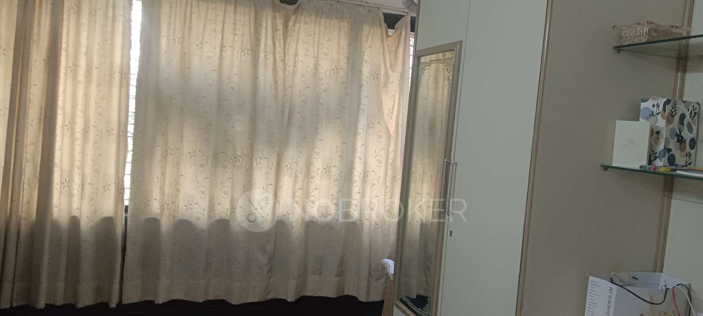 1 BHK Flat For Sale  In Dadar West