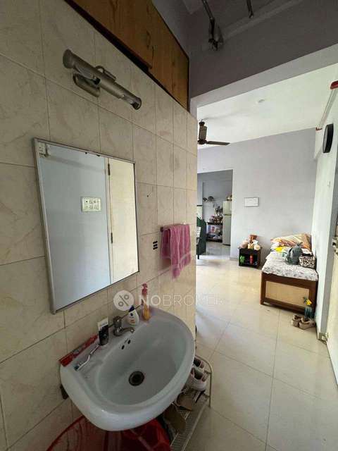 1 BHK Flat For Sale  In Dadar West