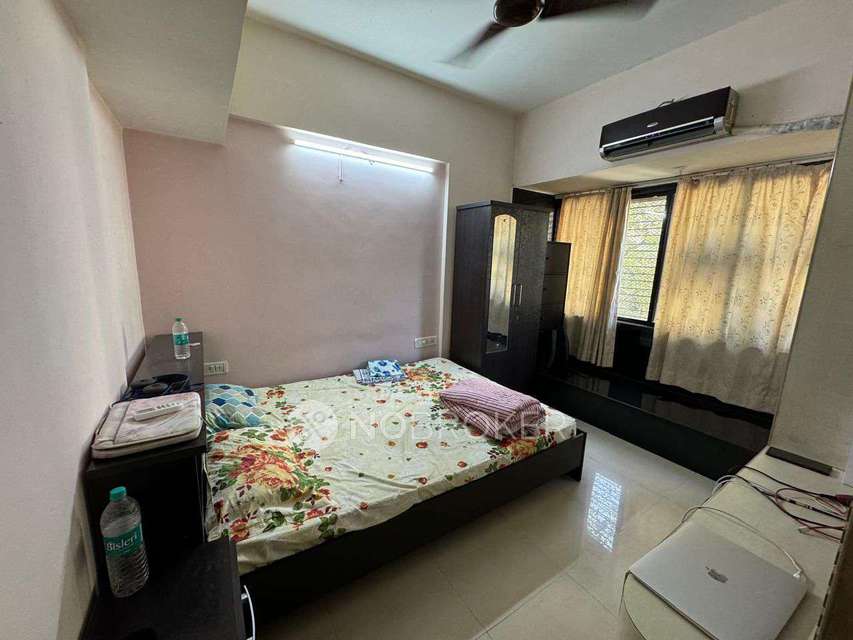 1 BHK Flat For Sale  In Dadar West