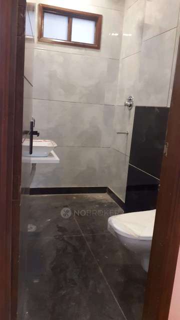 3 BHK Flat In Standalone Building  For Sale  In Sector-24