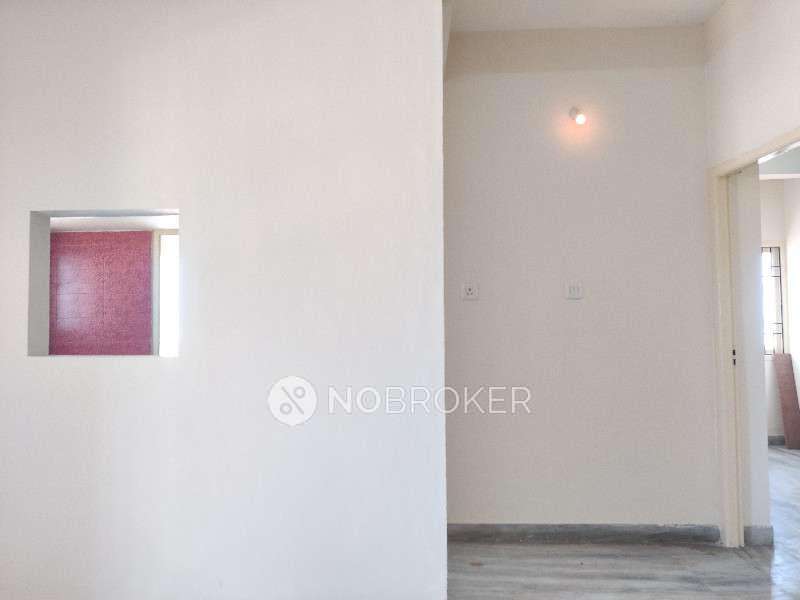 3 BHK Flat In Pawan Apartment For Sale  In Purasaiwakkam