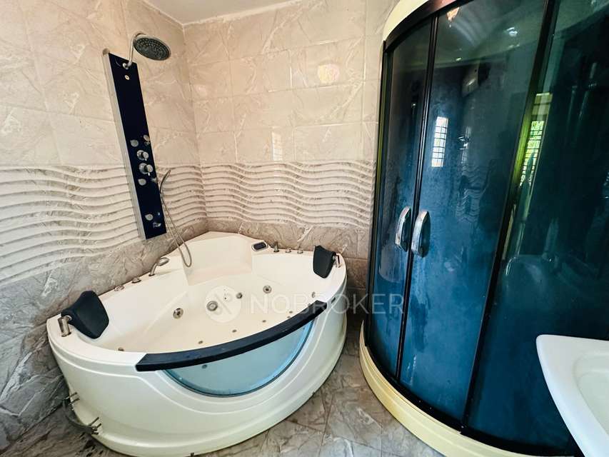 4 BHK Villa In H L Villa  For Sale  In Nelaguli