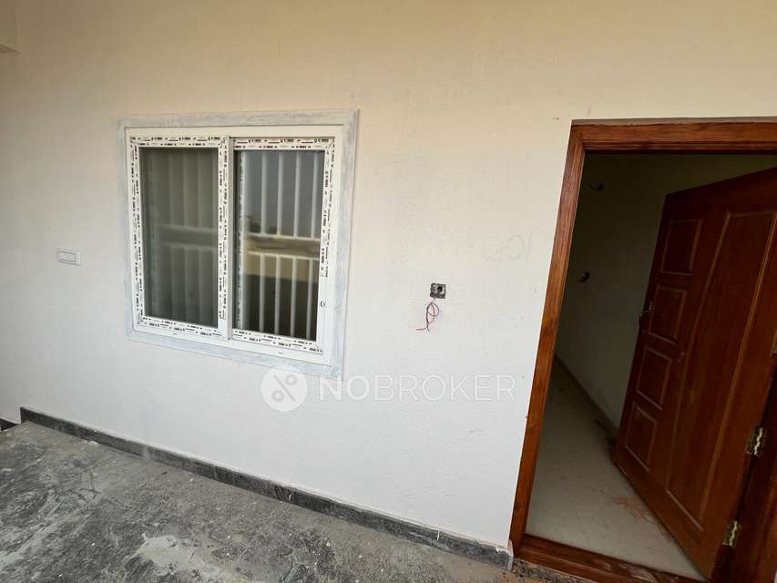 2 BHK Flat In Iris for Lease  In Kithaganur Colony