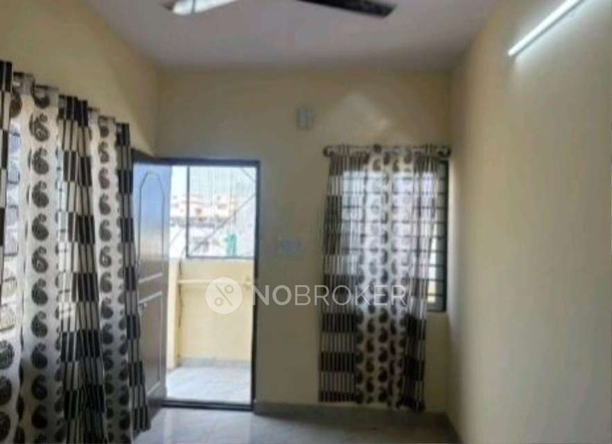 1 BHK Flat In Standalone Building  for Rent  In Nagavara