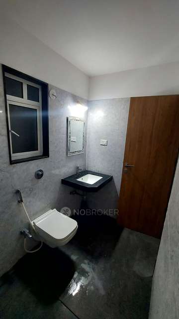 Single Room for Female In 2 BHK  In Vascon Xotech, Pune In Hinjawadi 