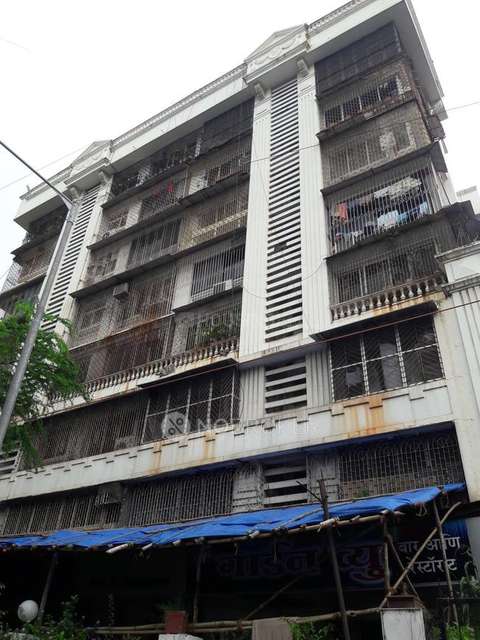 2 BHK Flat In Link Plaza Cooperative Housing Society Ltd for Rent  In Malad West
