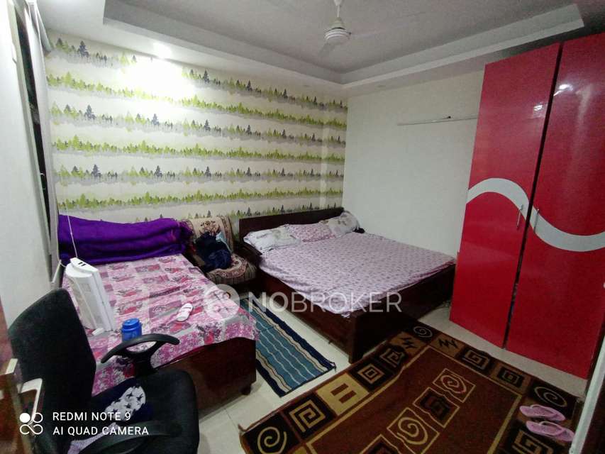 2 BHK Flat In Freedom Fighters Enclave For Sale  In Sainik Farm