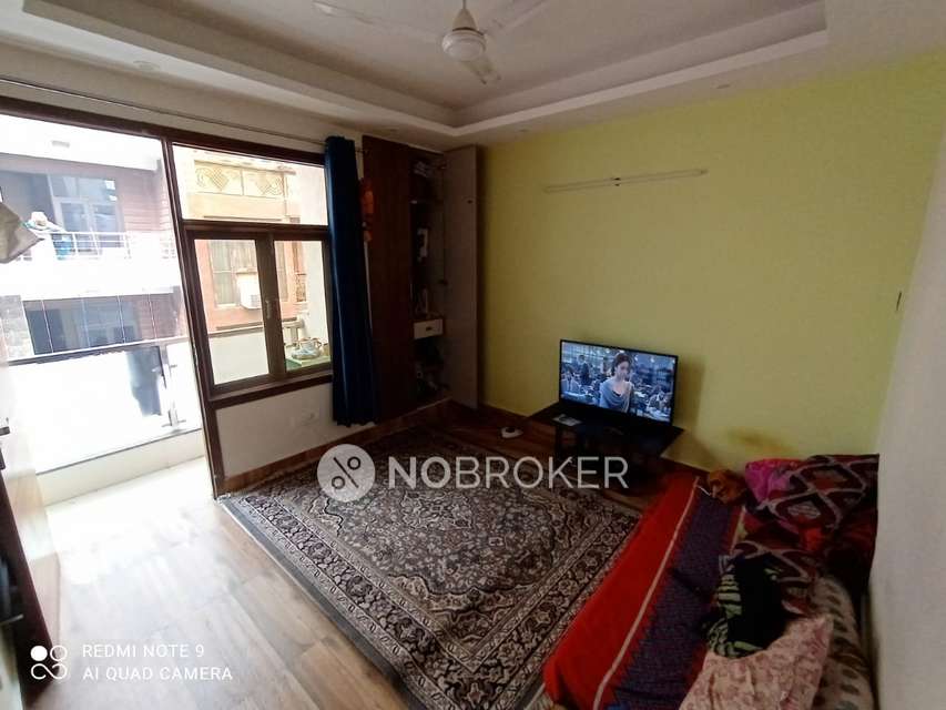 2 BHK Flat In Freedom Fighters Enclave For Sale  In Sainik Farm