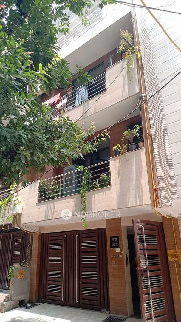 Independent House Krishna Nagar Rent WITHOUT BROKERAGE Unfurnished 2