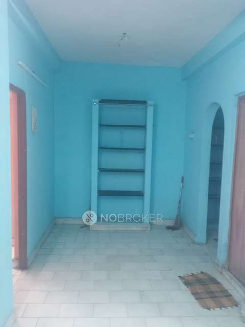 1 BHK Flat In Eswari Priya Apartment For Sale  In West Mambalam