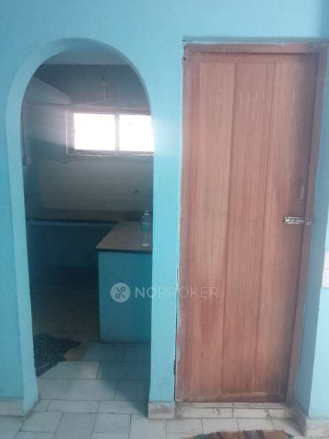 1 BHK Flat In Eswari Priya Apartment For Sale  In West Mambalam