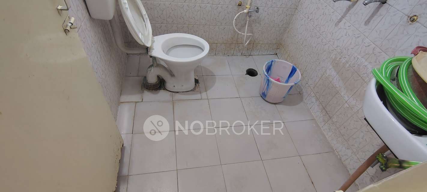 2 BHK Flat For Sale  In Bowenpally