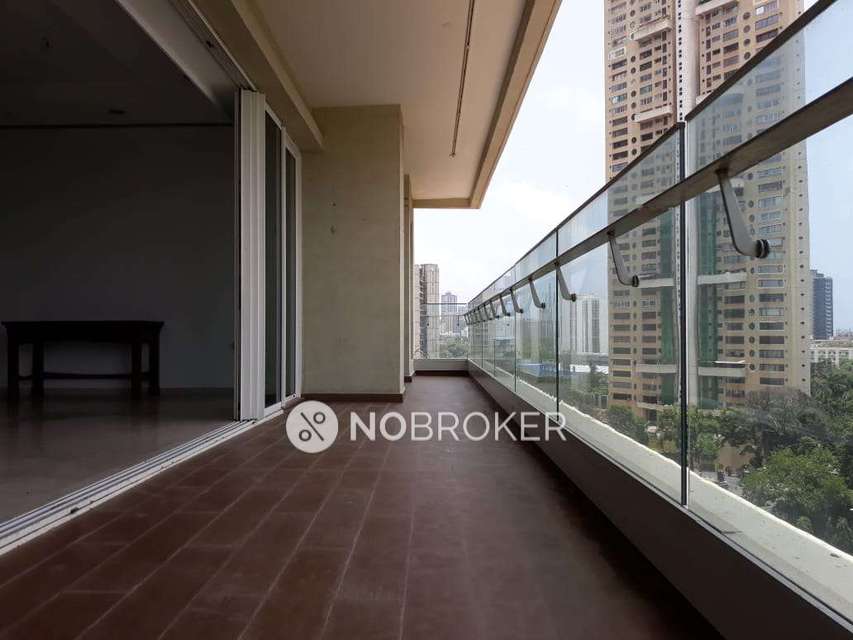 4+ BHK Flat In Raheja Vivarea for Rent  In Rto Colony