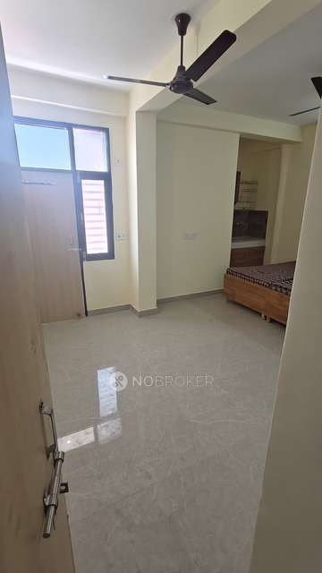 1 RK Flat In Standalone Building  for Rent  In Palam Vihar Extension