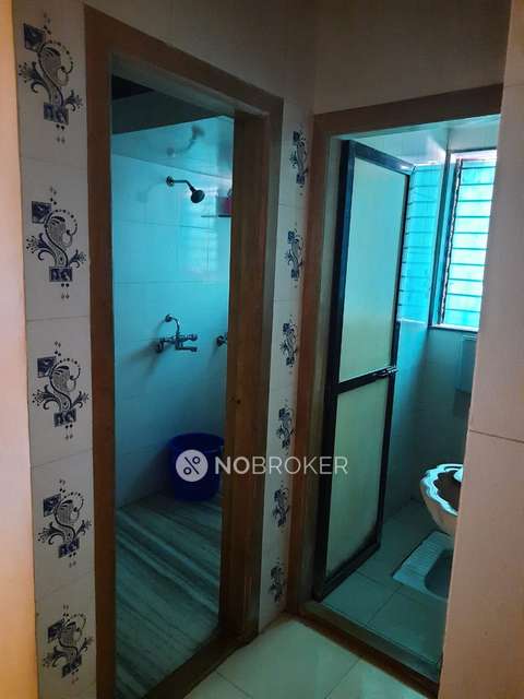 2 BHK Flat In Rose Apartment Juhu For Sale  In Juhu Church Road