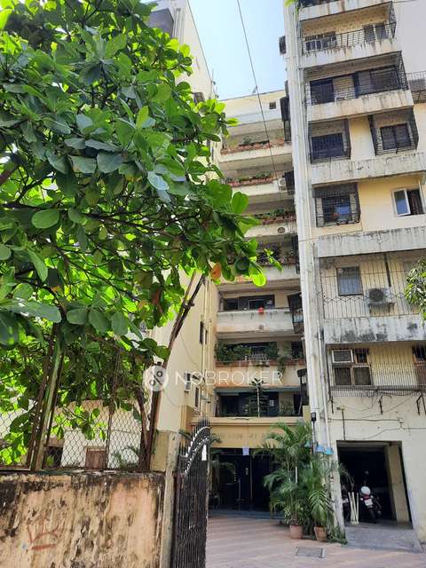 2 BHK Flat In Rose Apartment Juhu For Sale  In Juhu Church Road