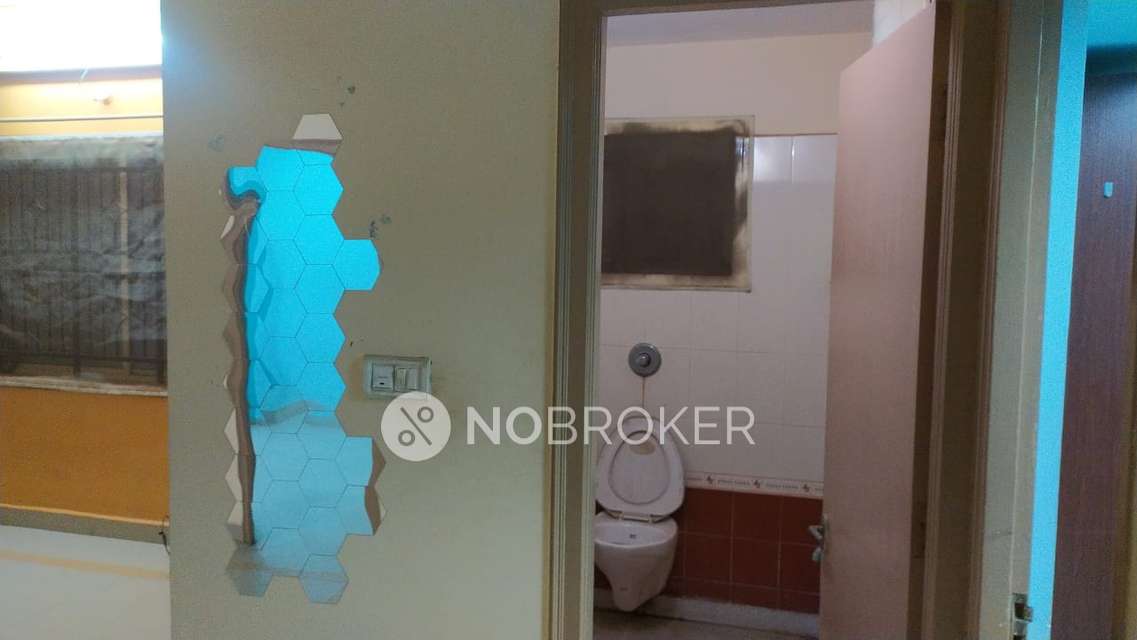 2 BHK Flat In Vandana Sunshine Apartment For Sale  In Bellandur