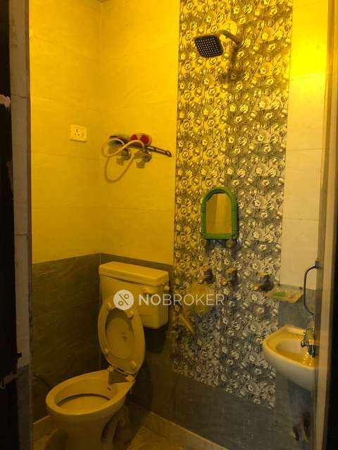 3 BHK Flat In  Jivan Park, For Sale  In Rani Bagh