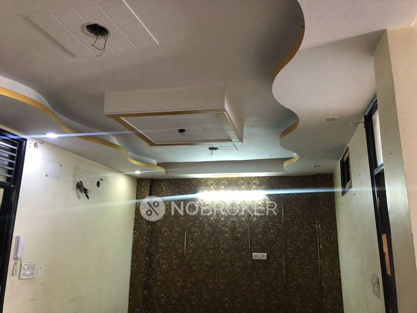 3 BHK Flat In  Jivan Park, For Sale  In Rani Bagh