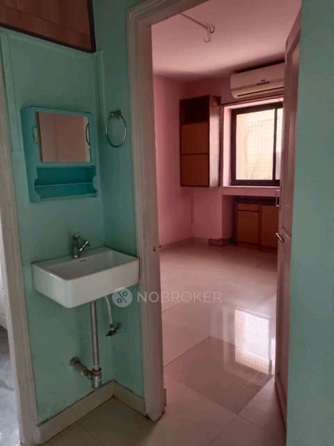 1 BHK Flat In Shruti Garden Chs For Sale  In Thane West