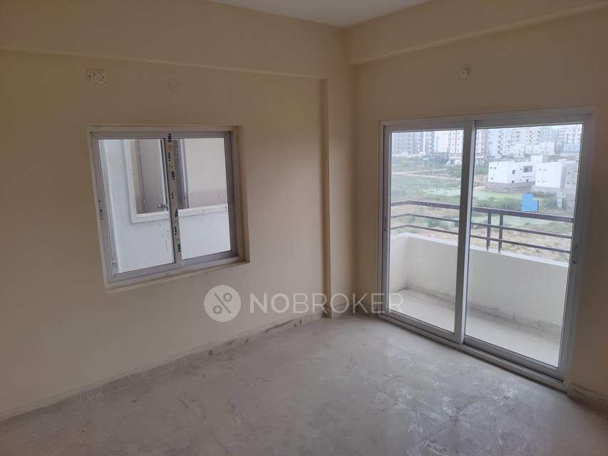 2 BHK Flat In Sterling Orchids For Sale  In Mallampet