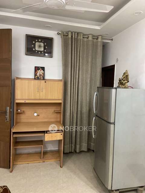 1 RK Flat In Srt for Rent  In Chhattarpur