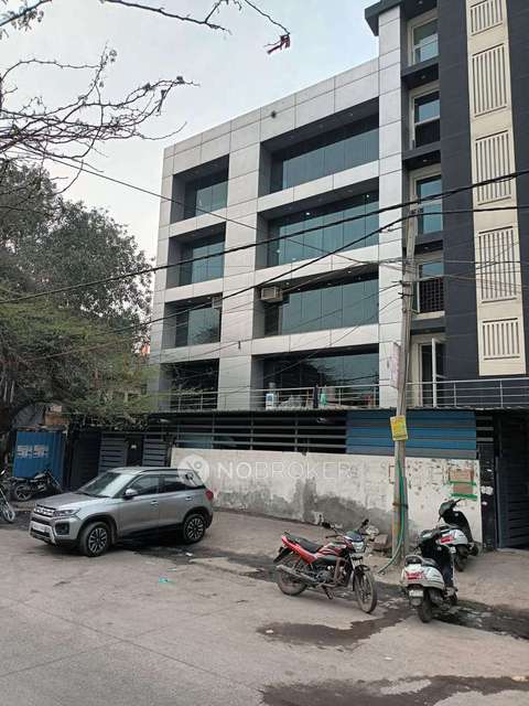 Industrial Building in Okhla Industrial Estate, Delhi for Rent 