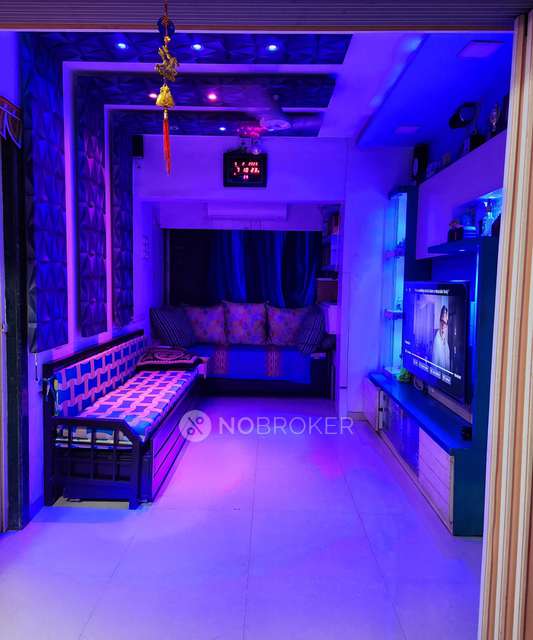 1 BHK Flat In Urvashi Chs For Sale  In Malad East