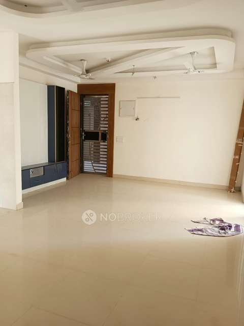 3 BHK Flat In Samridhi Luxuriya Avenue for Rent  In Noida