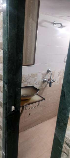1 BHK Flat In Rooplaxmi Chs For Sale  In Thane West