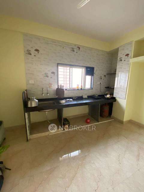 Shared Room for Female In 1 BHK  In Kharadi