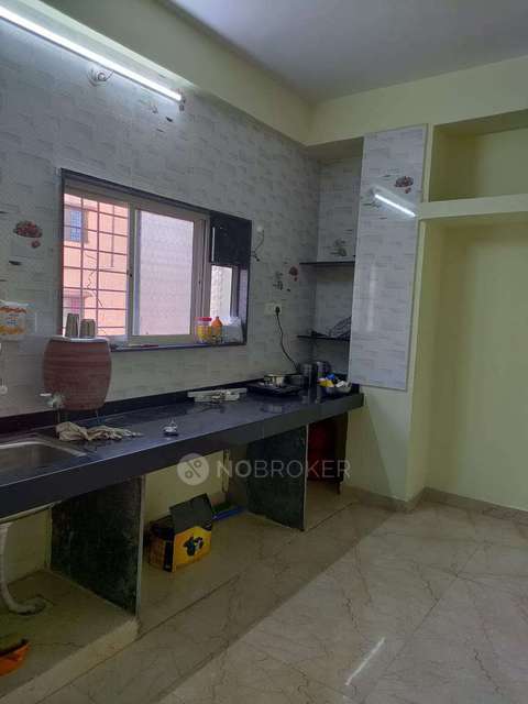 Shared Room for Female In 1 BHK  In Kharadi