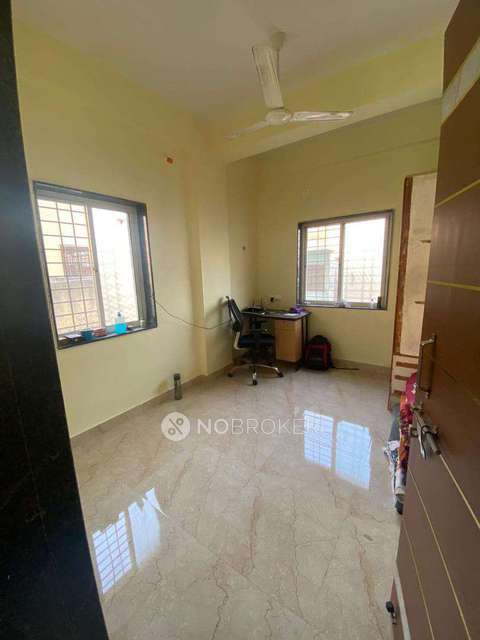 Shared Room for Female In 1 BHK  In Kharadi