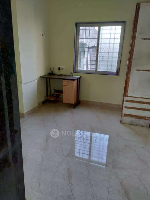 Shared Room for Female In 1 BHK  In Kharadi