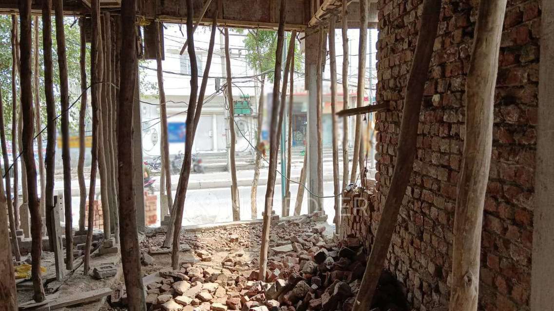 Showroom in Bahadurgarh, Delhi for Rent