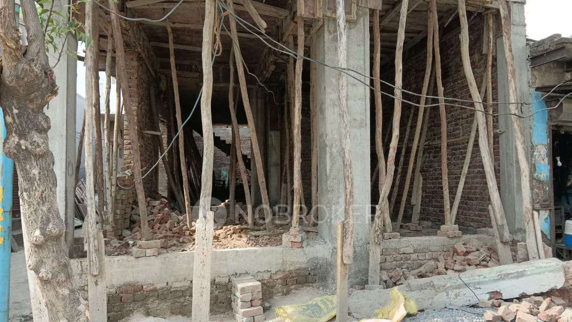 Showroom in Bahadurgarh, Delhi for Rent 