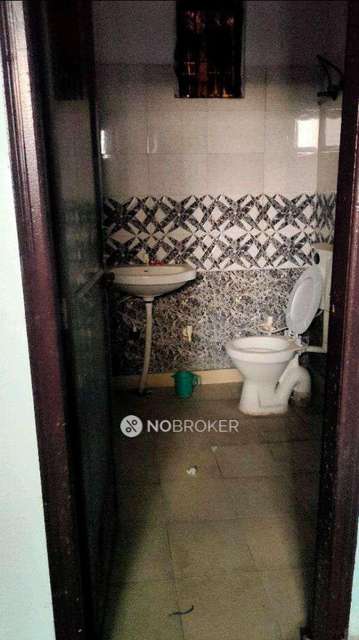 2 BHK Flat In Sirohi Enclave For Sale  In Rajbagh Metro Station