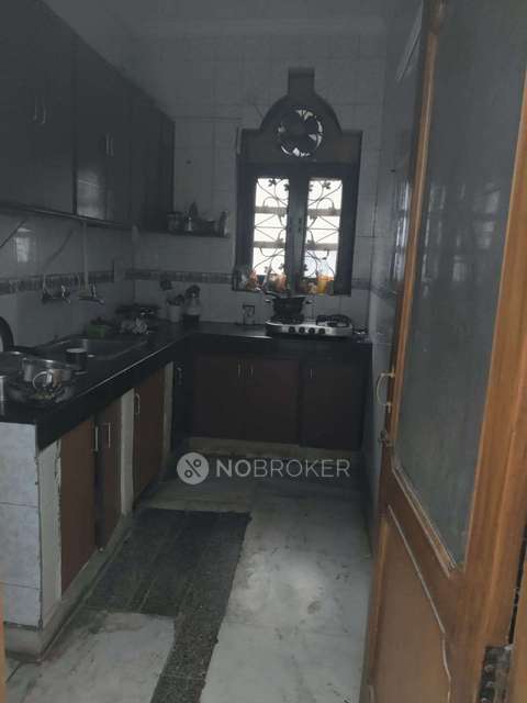 PG for Boys in Rohini