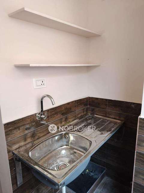 4+ BHK Flat For Sale  In Devinagar