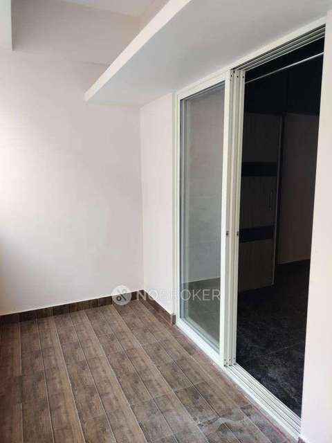 4+ BHK Flat For Sale  In Devinagar