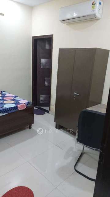 PG for Boys in Ranjeet Nagar