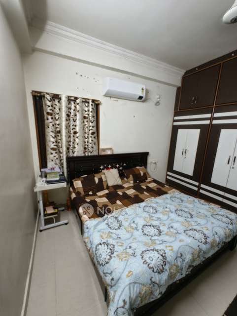 2 BHK Flat In Aashritha Meadows For Sale  In Manikonda 