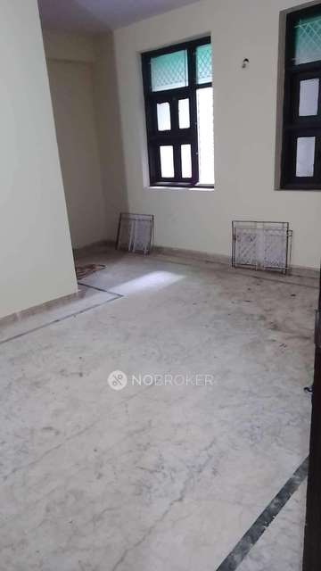 4+ BHK Flat For Sale  In Shadipur