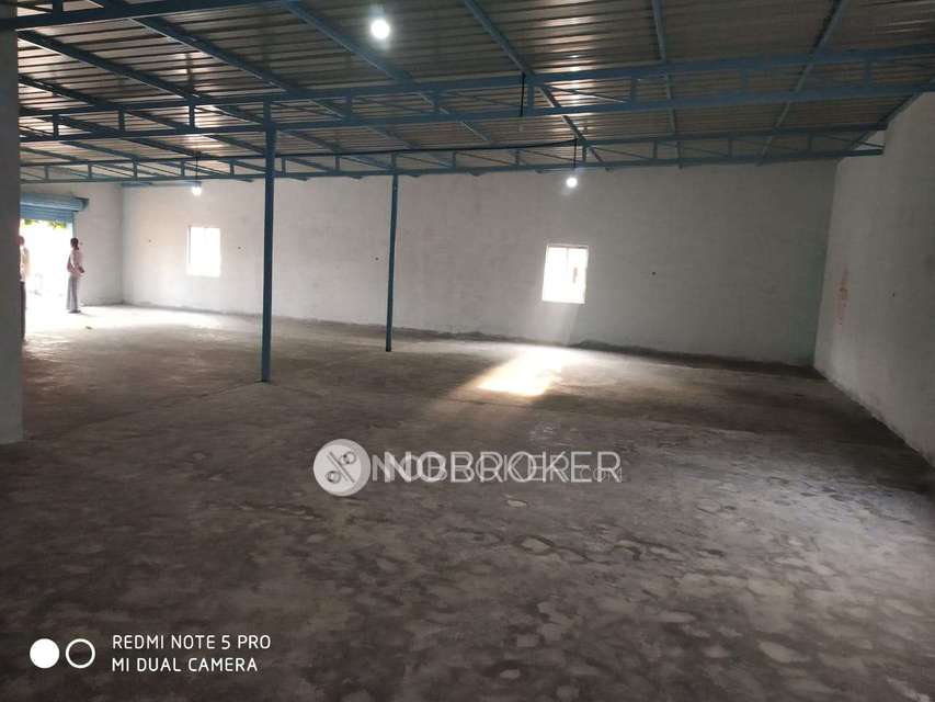 Godown/Warehouse in Kempapura, Bangalore for Rent 